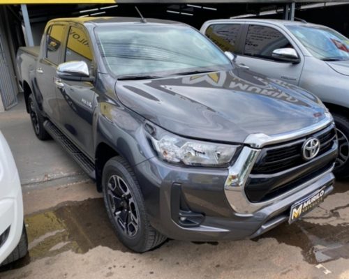 toyota-hilux-2.8